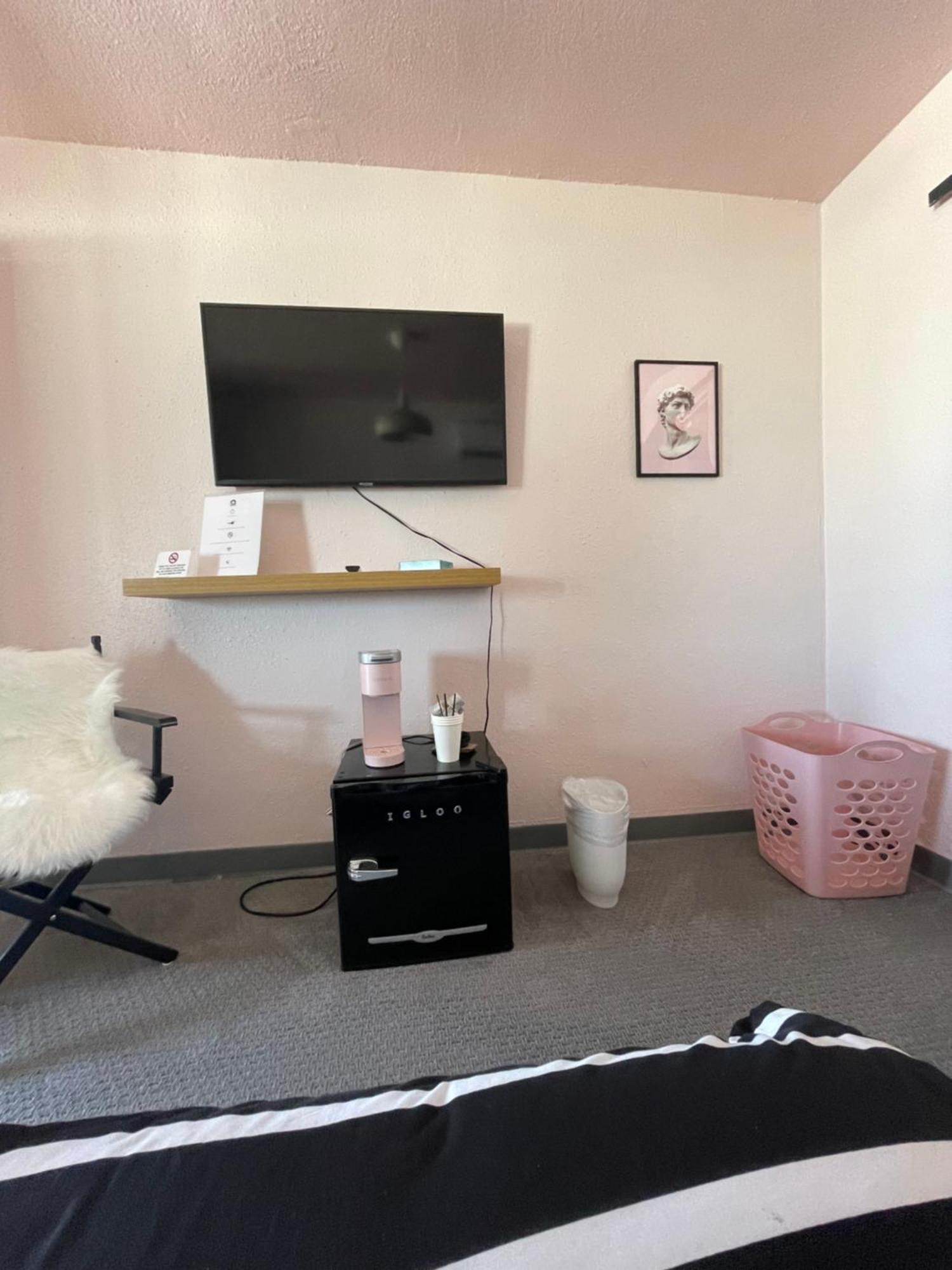 Rainbow Motel Greeley Dış mekan fotoğraf
