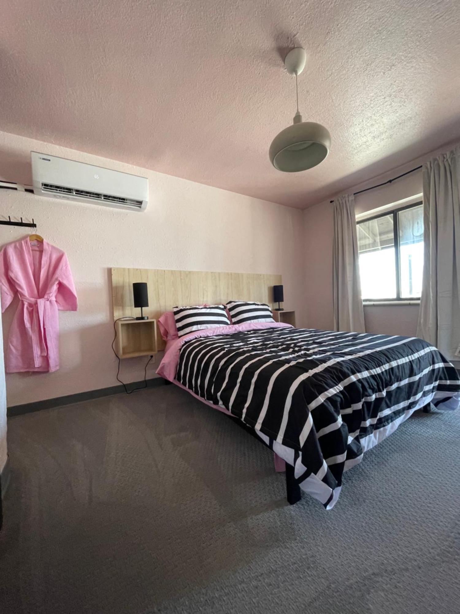 Rainbow Motel Greeley Dış mekan fotoğraf