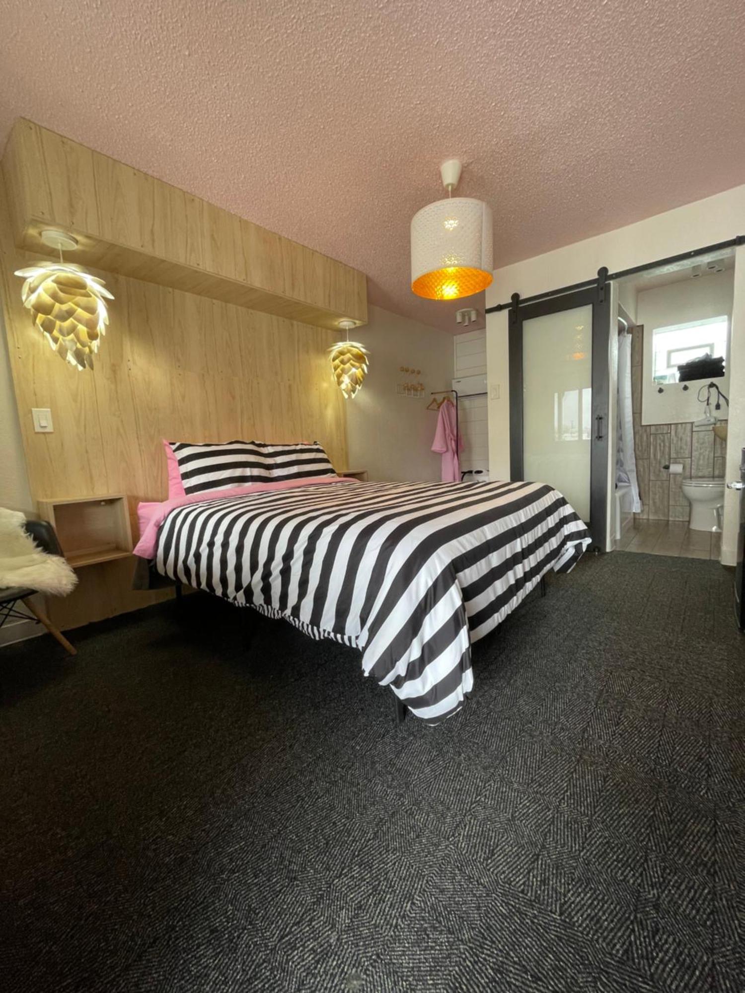 Rainbow Motel Greeley Dış mekan fotoğraf