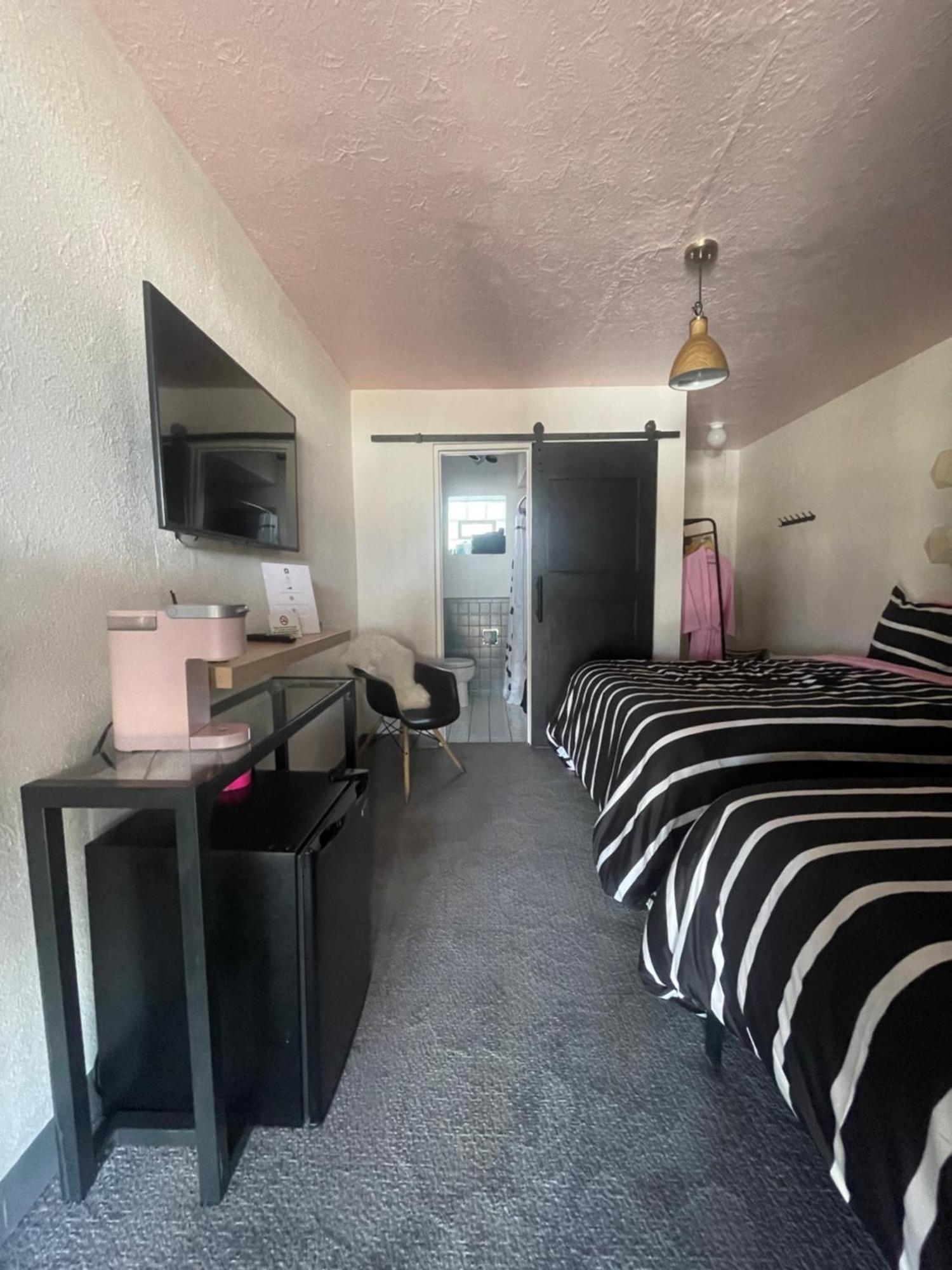 Rainbow Motel Greeley Dış mekan fotoğraf